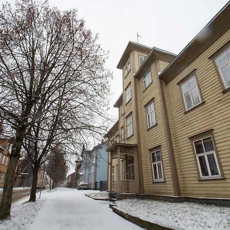 Karlovaidyll 2 - Cozy Apartment In A Quiet Area With Free Parking Tartu Bagian luar foto