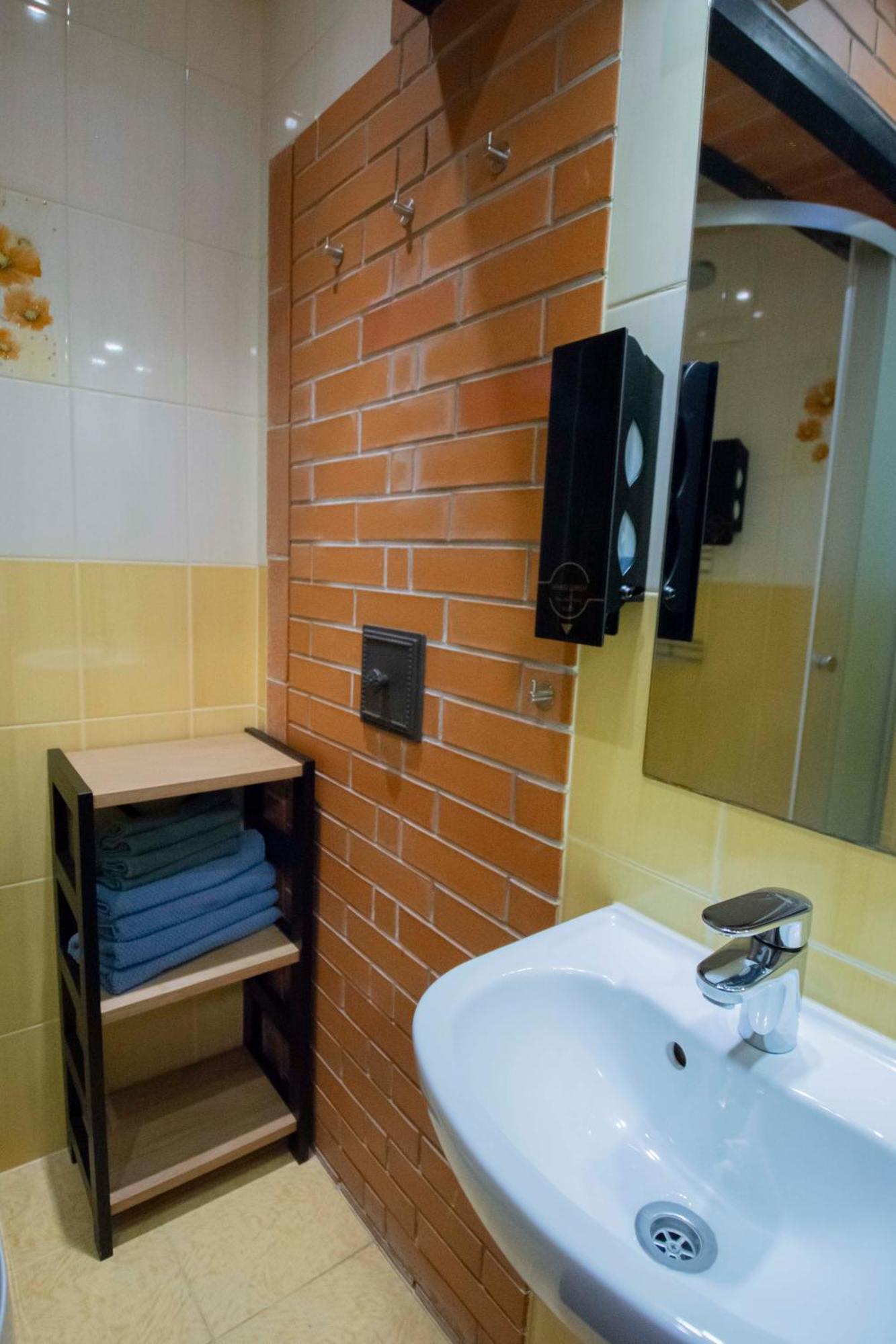 Karlovaidyll 2 - Cozy Apartment In A Quiet Area With Free Parking Tartu Bagian luar foto